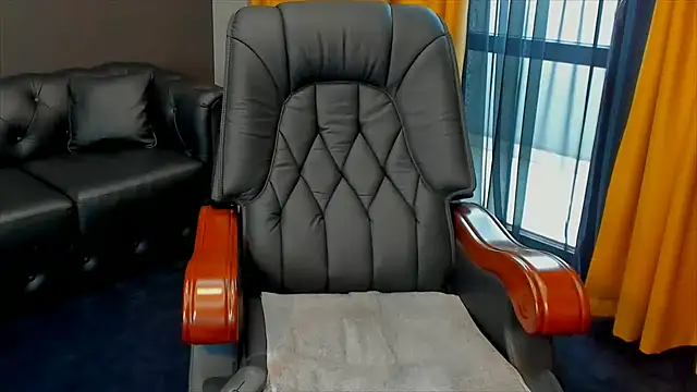HaleySweet18 webcam