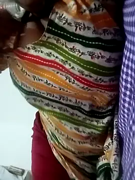 Menka_cut34 webcam