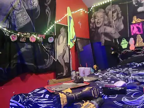 DaddyAndSplashQueen live sex cam