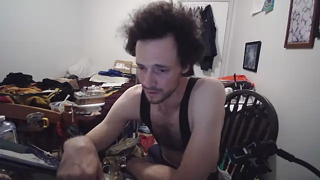 JohnnyMoves webcam