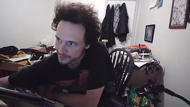 JohnnyMoves webcam
