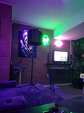 chronic_vibez webcam