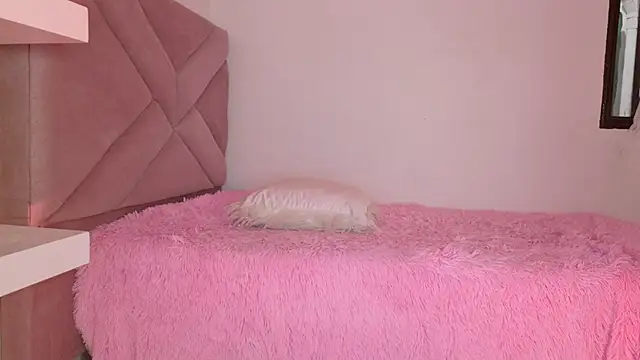 eva_sin18 (F young) - double penetration