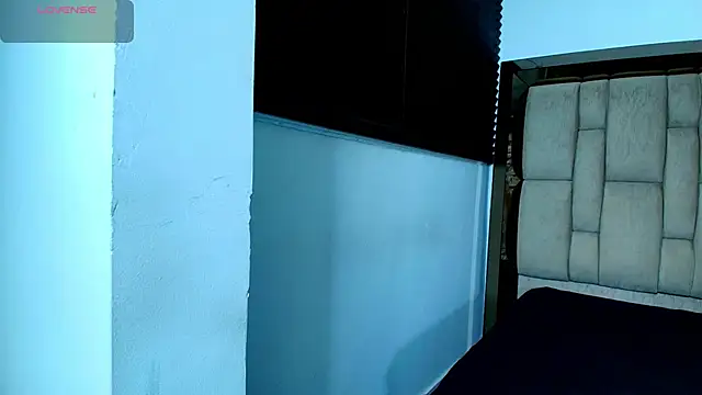 Samy_Grey01 webcam