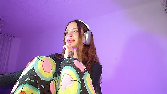 alina_lee01 webcam