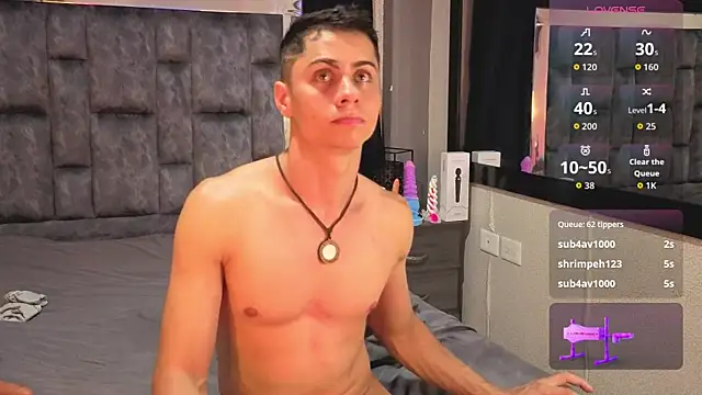 LeoMonnroe webcam