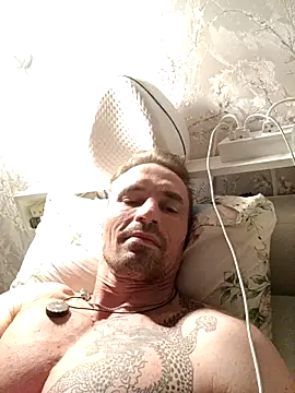 wargunex (M mature) - Up to the cum!!!