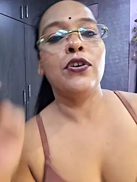 hornyrosy321 webcam