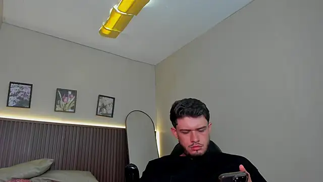 joan_blake (M twink) - naked+jerk off!!