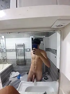 Michael18bigcock webcam