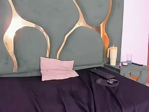 may_maireasm webcam
