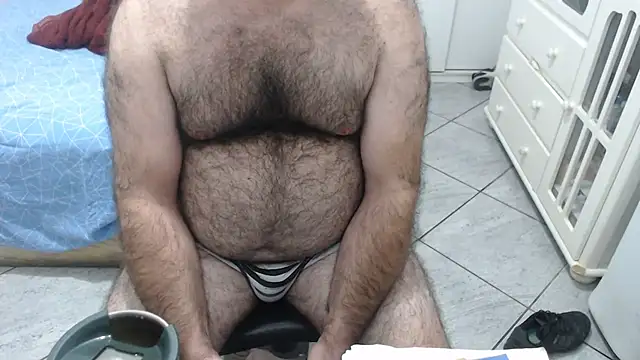 mysterbearmg (Ask my age) - CUM IN GOAL - Add Inst - Mysterbearmg