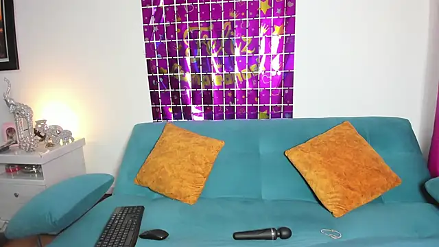 Victoria_Jonness webcam