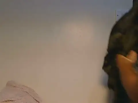 pookie_smiles webcam