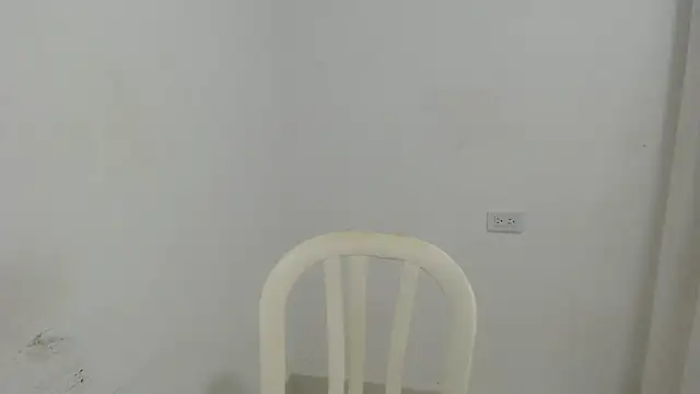 estefania224 live cam