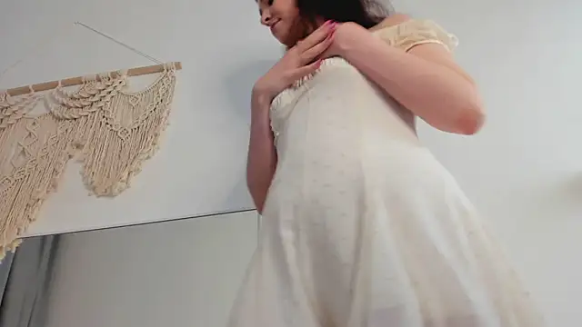 Camilla_Rowen webcam