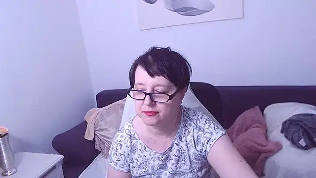 christarose (F mature) - dance monkey,naked