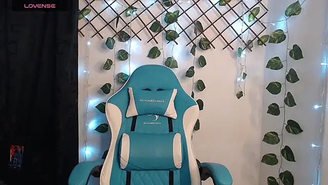 Nika_1_ webcam