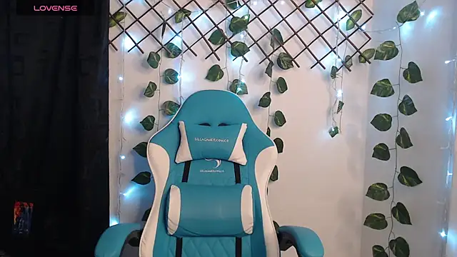 Nika_1_ webcam