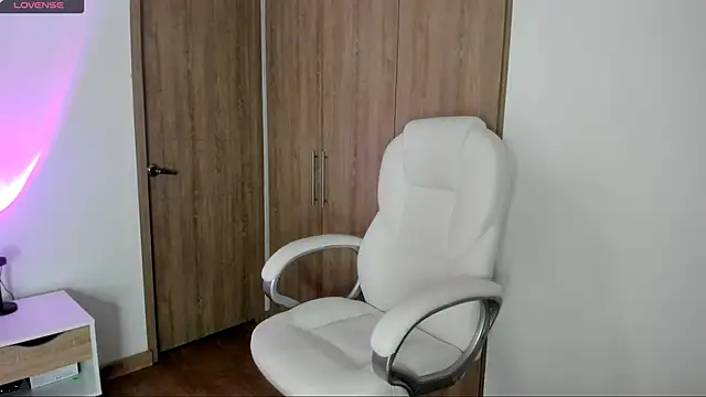 sophie_connors webcam