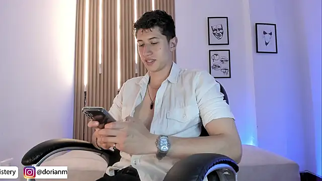 Dorianmistery2322_ webcam
