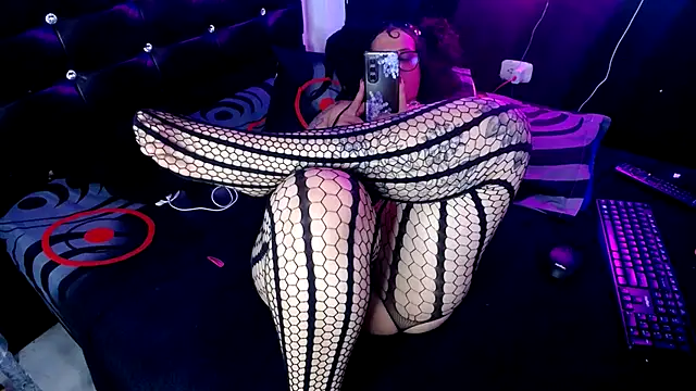 curvy_cutie webcam
