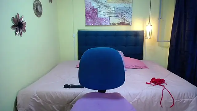 Megan_05_ webcam
