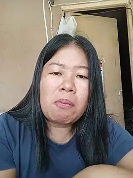 Lovelywoman43 webcam