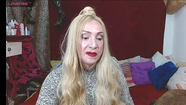 elena_evans webcam