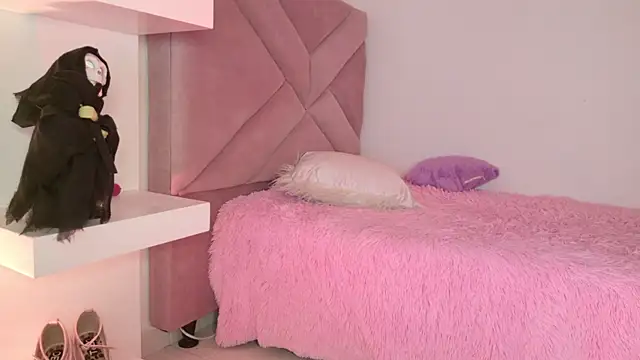 eva_sin18 (F young) - double penetration