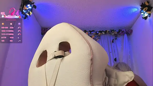 sweetbambi23 webcam