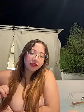 AliciaWhite_nt webcam