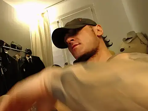 ballardbret (Ask my age) - Cock stroking, flexing, dirty talking. X
