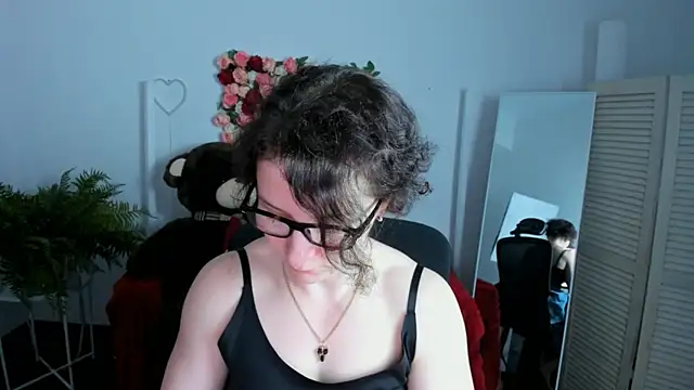 AureliaGleam webcam