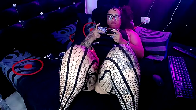 curvy_cutie webcam