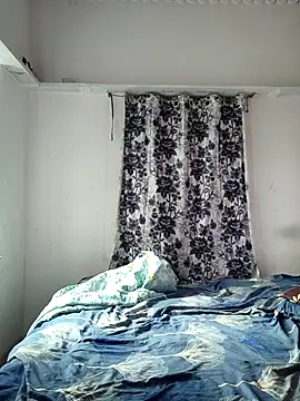 Funcouple0069 webcam