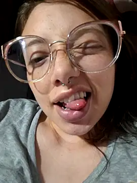 linda-schmidt webcam