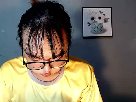 Asianblk_barbiedoll webcam