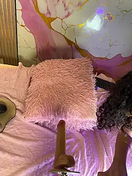 Woo_isDaphne webcam