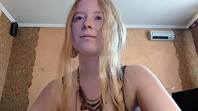 KateVibe_01 webcam