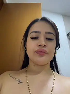 Sara_fun webcam