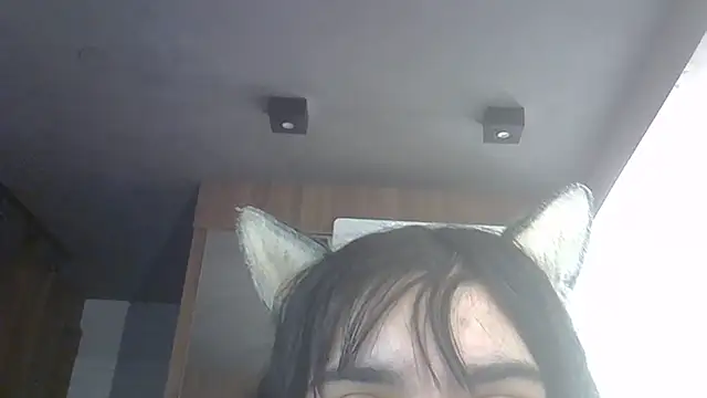 SkinnyKitten webcam