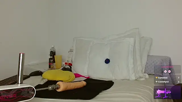 Kendra_wuilliams69 webcam