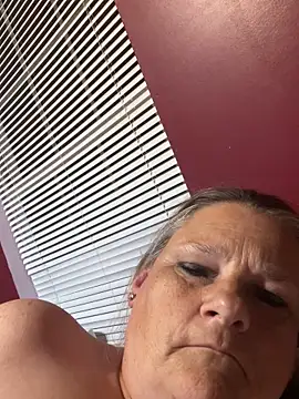 Roxie6989 webcam