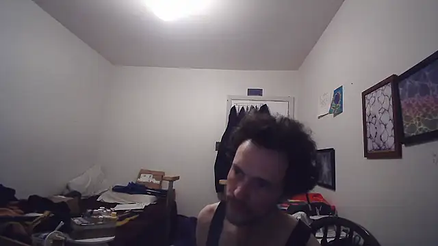 JohnnyMoves webcam