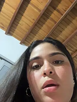 sarasweet_sex (F young) - Riding large glass dildo