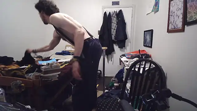 JohnnyMoves webcam