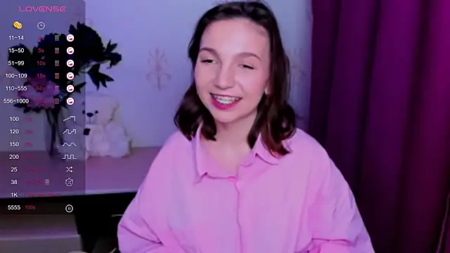KindHazelHere_ webcam