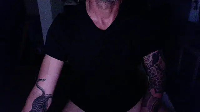 love_save_the_world webcam