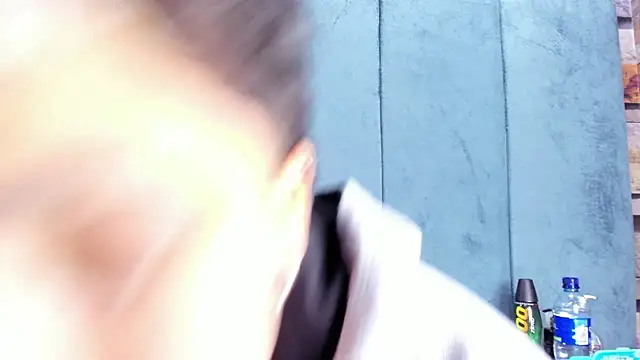 Megan_Thompson_ webcam